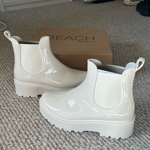 White Platform Chelsea rain boots